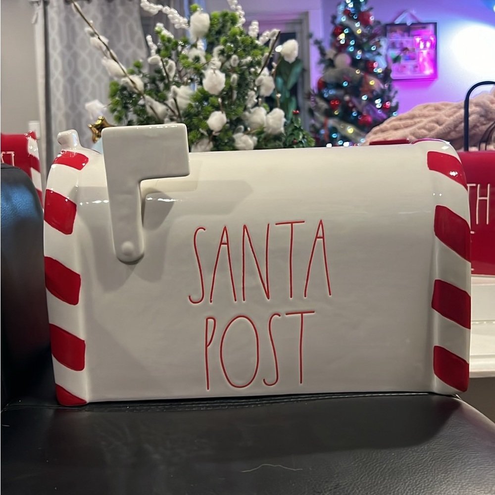 Rae Dunn Santa post mailbox